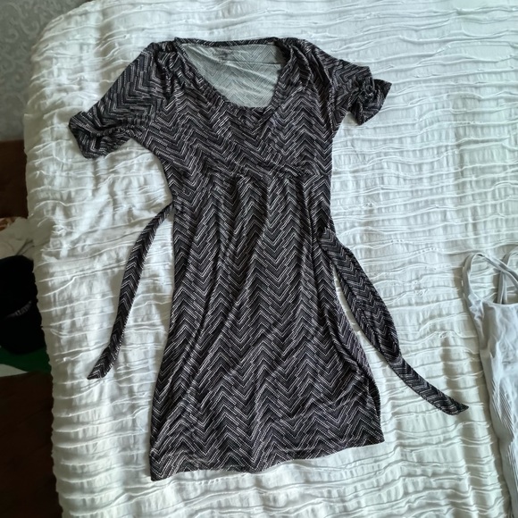 Maternity & Nursing Bundle – Motherhood Nursing, BLANQI, Everly Gray Size Medium - Picture 5 of 8